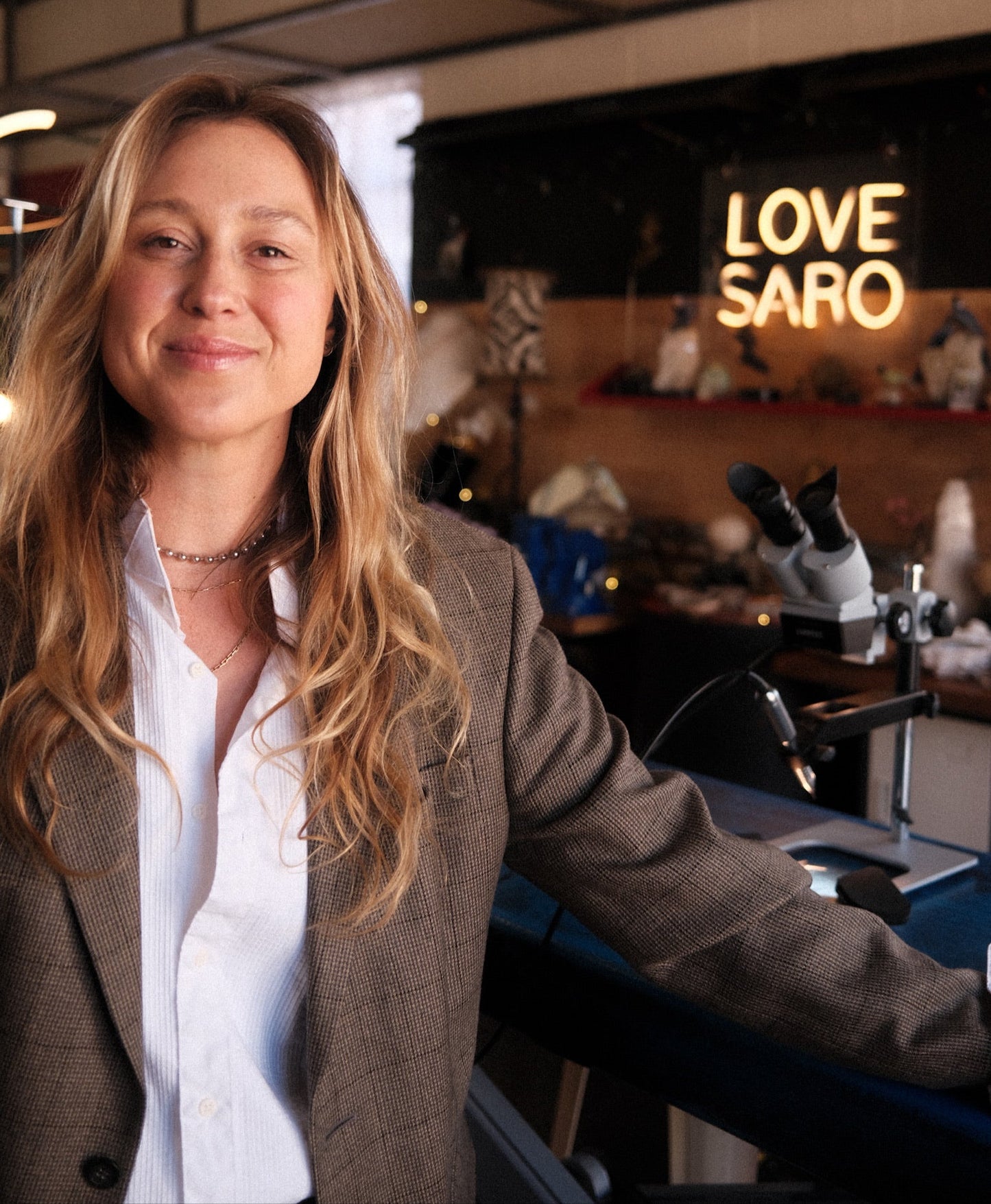 Sacha, female co-founder of Love Saro and custom, luxury permanent jewelry designer